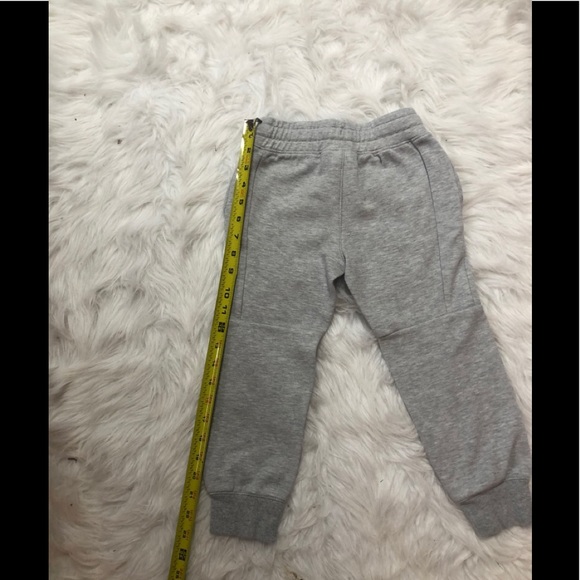 Carter’s sweatpants sz 4/5 - Picture 4 of 5